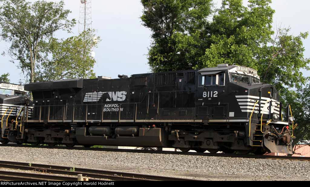 NS 8112